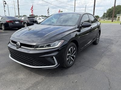 2025 Volkswagen Jetta - 3VW5X7BU1SM047321