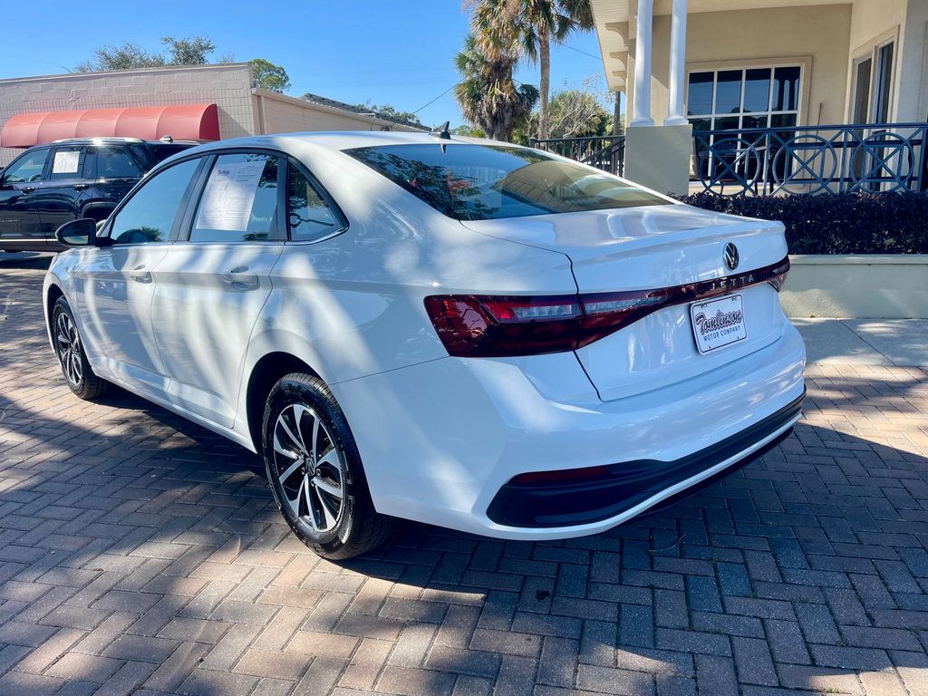2025 Volkswagen Jetta S photo 3