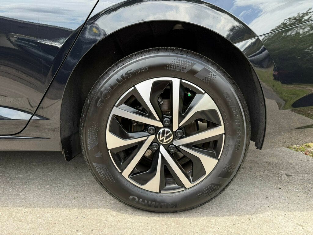 2025 Volkswagen Jetta S photo 8