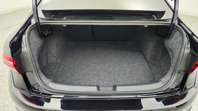 2025 Volkswagen Jetta S Automatic w/ Auto-Dimming Mirror - 23035609 - 19