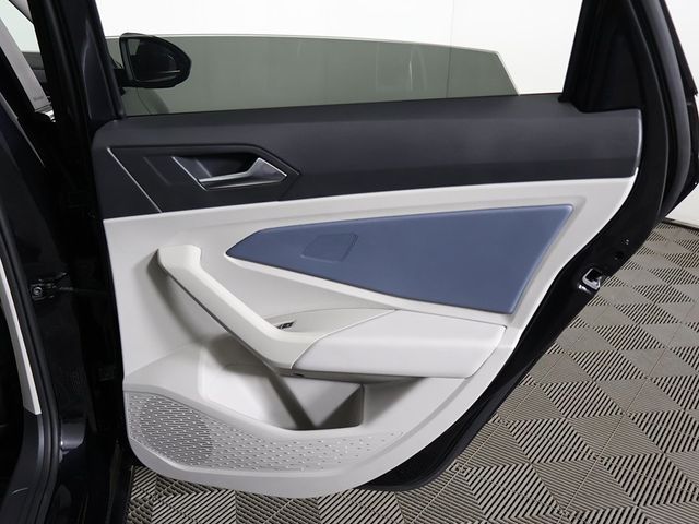 2025 Volkswagen Jetta SE Automatic - 22957702 - 25