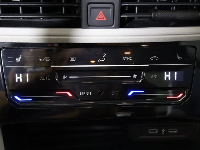 2025 Volkswagen Jetta SE Automatic - 22957702 - 48