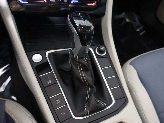 2025 Volkswagen Jetta SE Automatic - 22957702 - 49