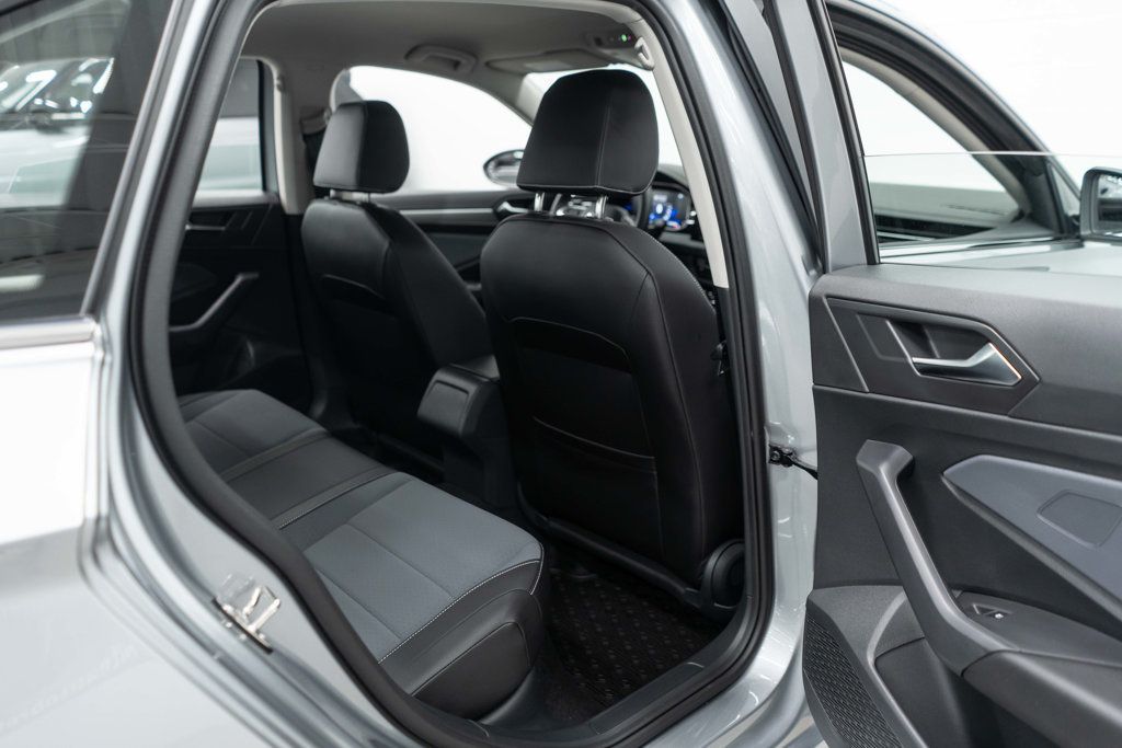 Volkswagen Jetta photo 13
