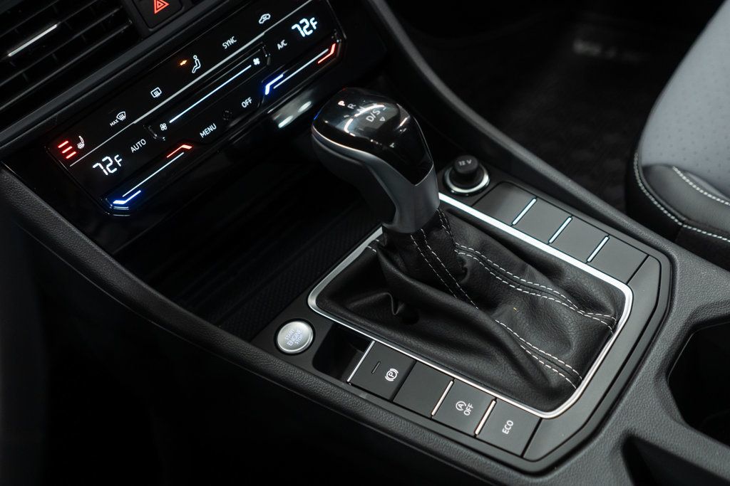 Volkswagen Jetta photo 17