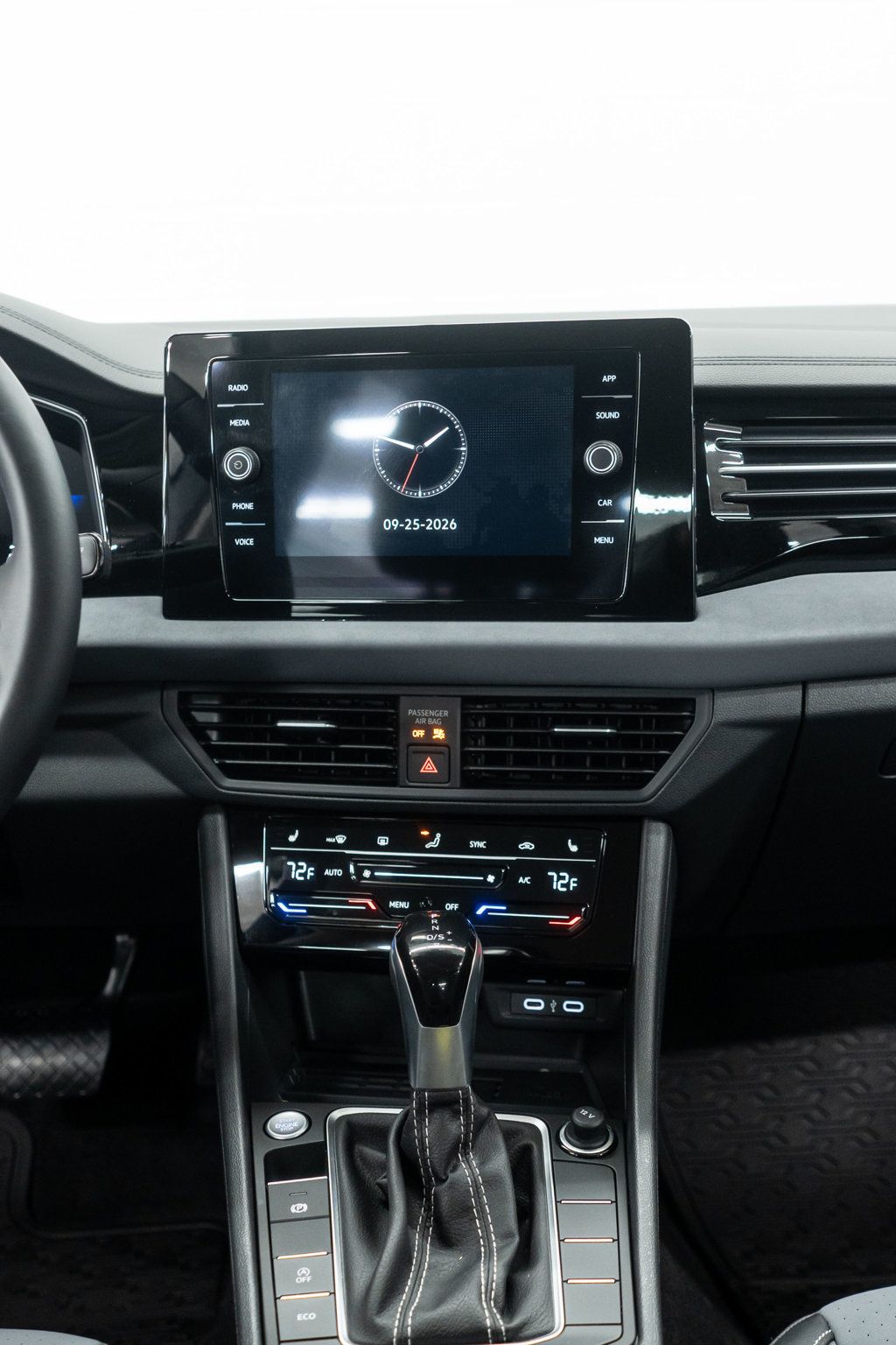 Volkswagen Jetta photo 18