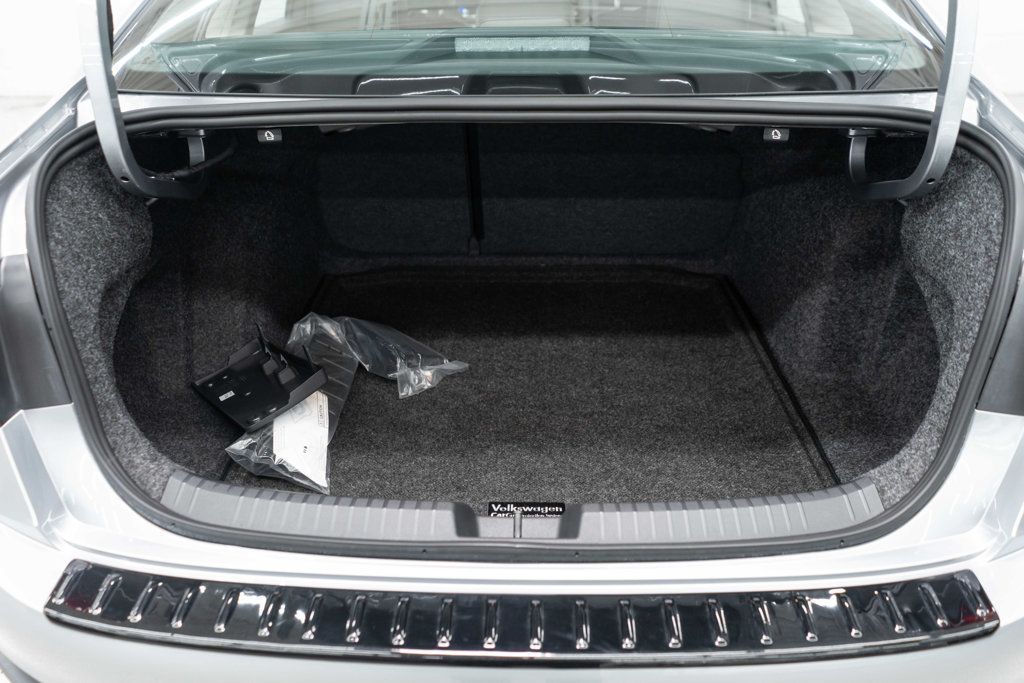 Volkswagen Jetta photo 29