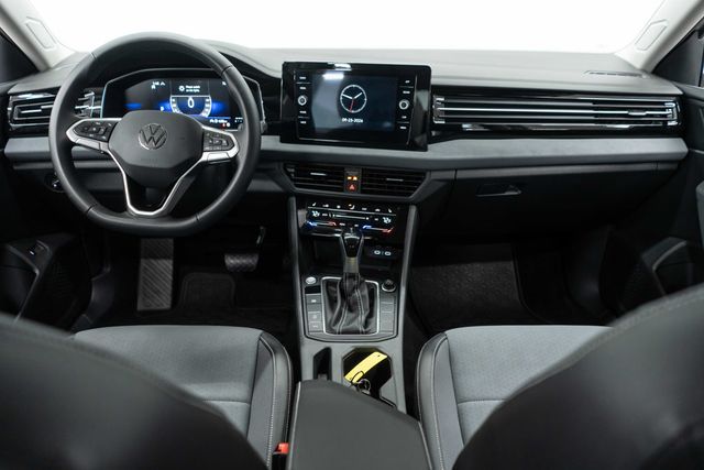 2025 Volkswagen Jetta SE Automatic - 23086860 - 8