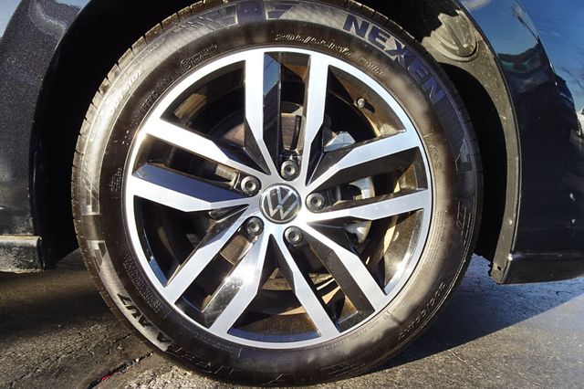 2025 Volkswagen Jetta SE Automatic - 22943760 - 9