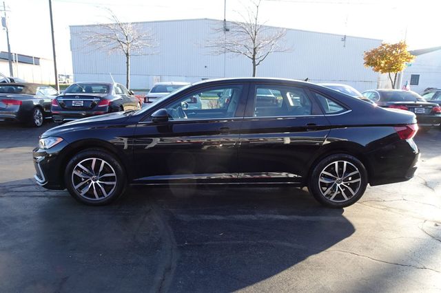 2025 Volkswagen Jetta SE Automatic - 22943760 - 4