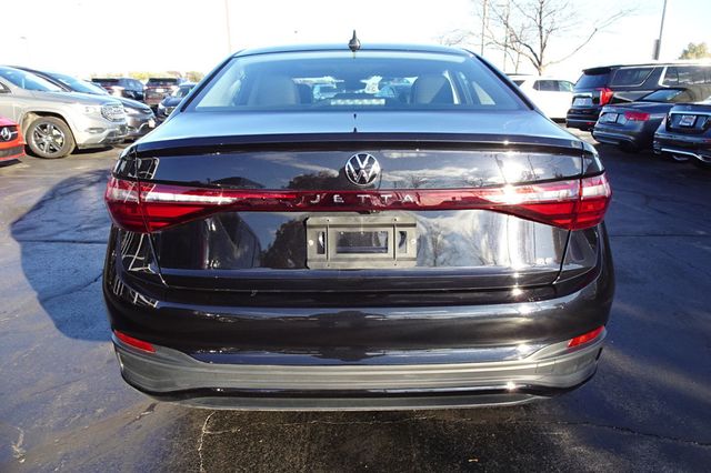 2025 Volkswagen Jetta SE Automatic - 22943760 - 6
