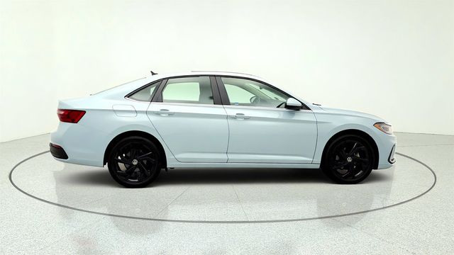 2025 Volkswagen Jetta SE Automatic w/ Panoramic Sunroof Package - 23029871 - 3