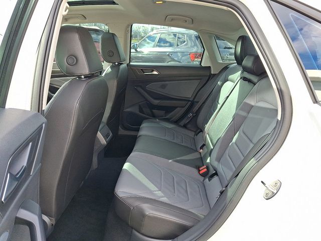 2025 Volkswagen Jetta SEL Automatic - 22951414 - 9