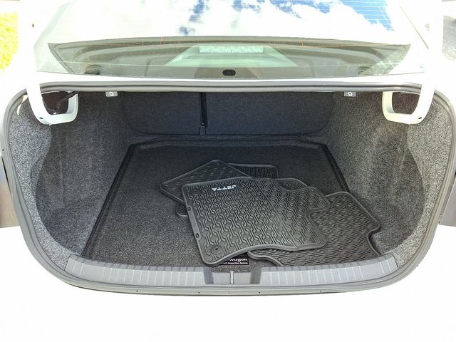 2025 Volkswagen Jetta SEL Automatic - 22951414 - 27