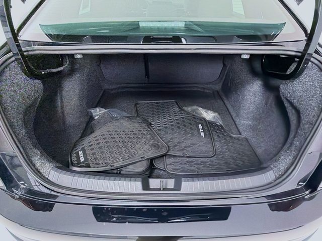 2025 Volkswagen Jetta Sport Automatic - 23030415 - 22