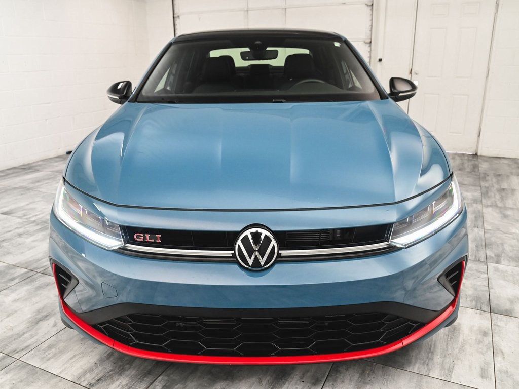2025 Volkswagen Jetta GLI 2.0T Autobahn photo 2