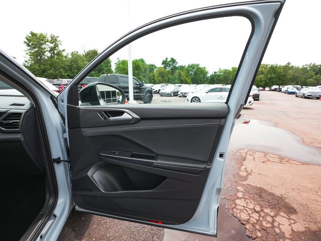 2025 Volkswagen Taos 1.5T SE Black - 23076320 - 13
