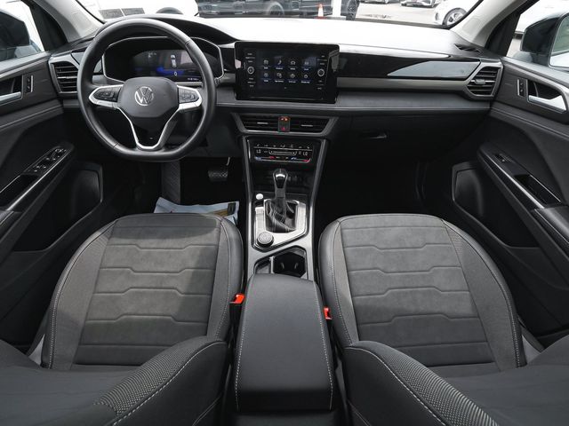 2025 Volkswagen Taos 1.5T SE Black - 23076320 - 37