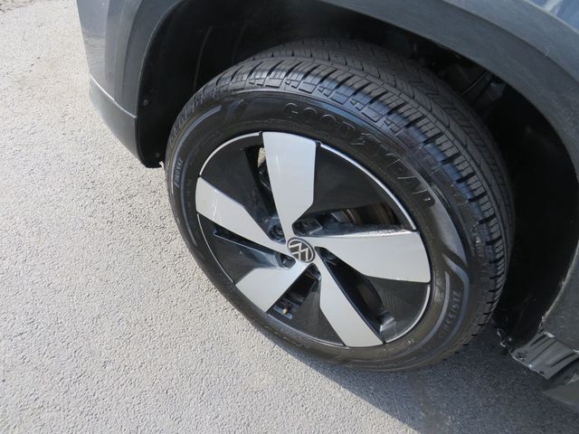 2025 Volkswagen Taos S 4MOTION - 22943248 - 11
