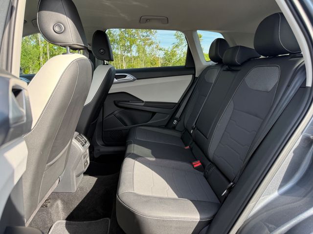2025 Volkswagen Taos SE - 23022218 - 12