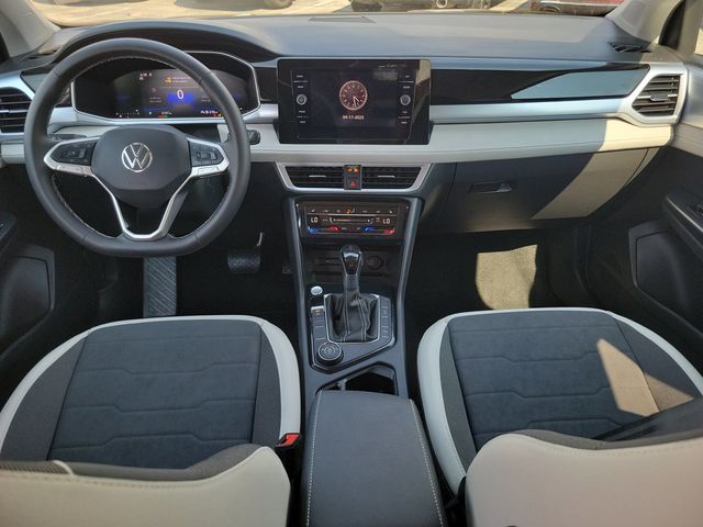 2025 Volkswagen Taos SE 4MOTION - 22915283 - 10