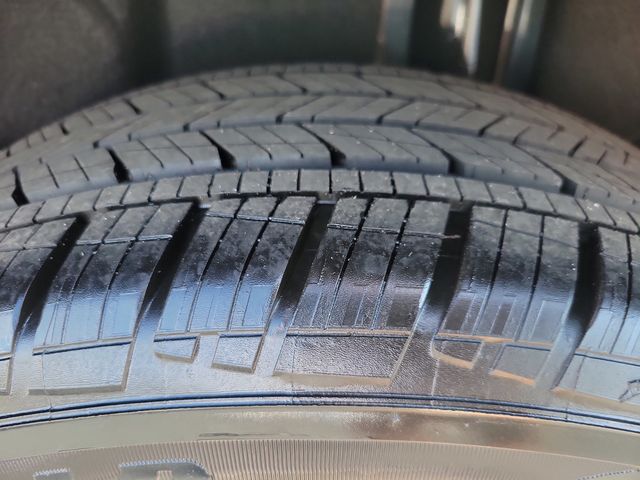 2025 Volkswagen Taos SE 4MOTION - 22915283 - 26