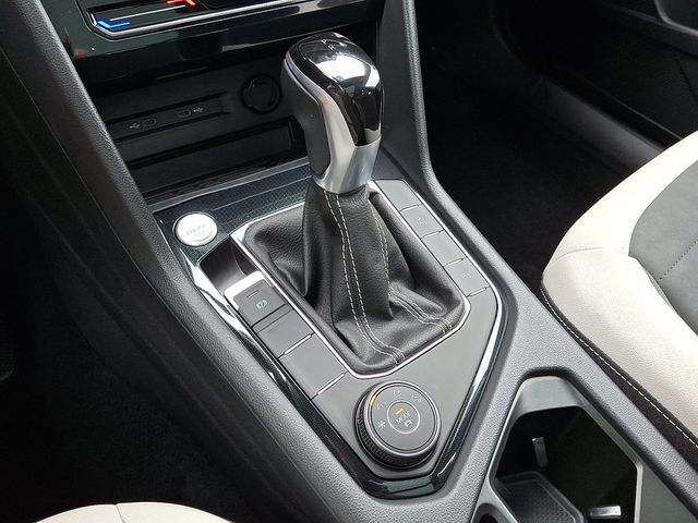 2025 Volkswagen Taos SE 4MOTION - 22900586 - 15