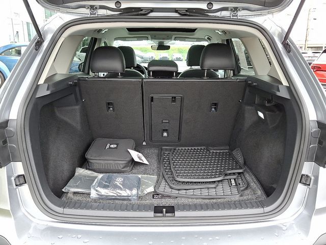 2025 Volkswagen Taos SE 4MOTION - 22900586 - 26