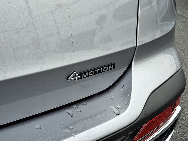 2025 Volkswagen Taos SE 4MOTION - 22900586 - 29