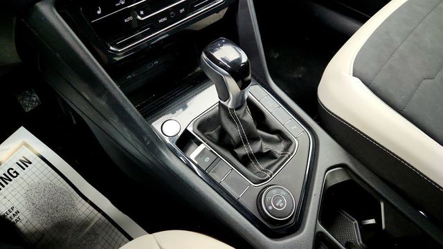 2025 Volkswagen Taos SE 4MOTION - 22978362 - 15