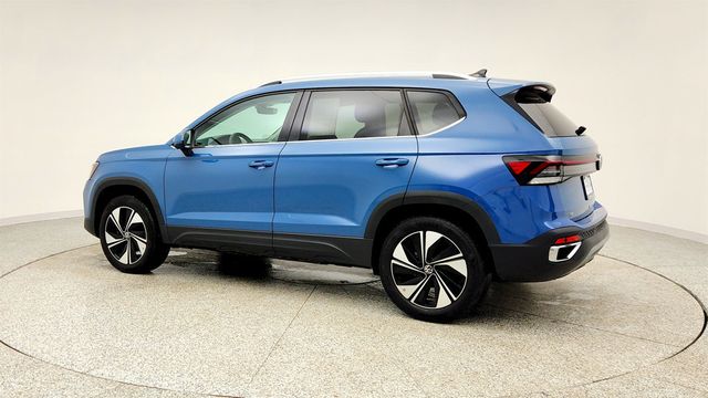 2025 Volkswagen Taos SE 4MOTION - 22978362 - 6