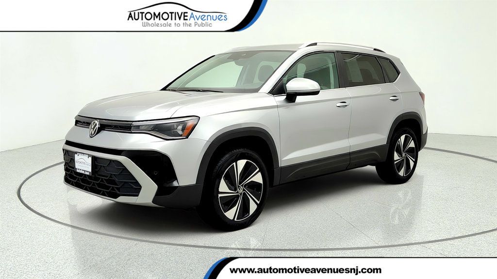 2025 Volkswagen Taos SE 4MOTION - 23030484 | Video 1