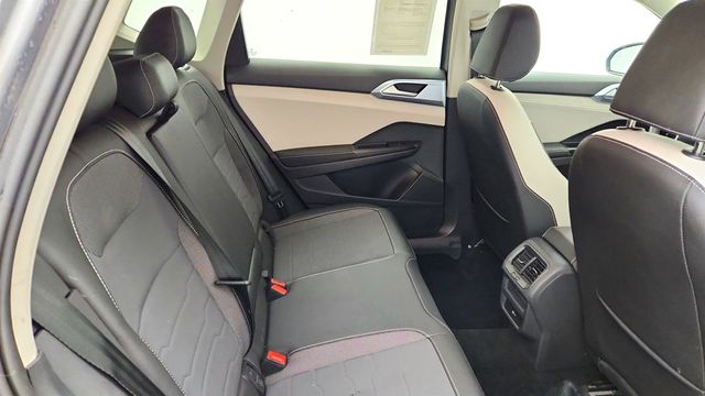 2025 Volkswagen Taos SE 4MOTION - 23030484 - 20