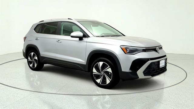 2025 Volkswagen Taos SE 4MOTION - 23030484 - 2