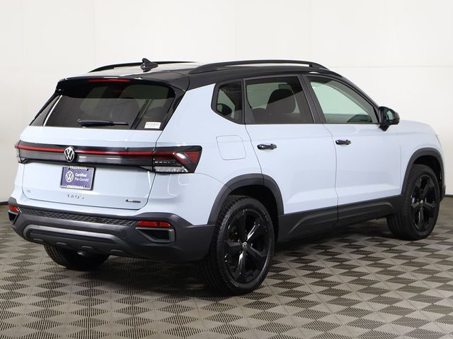 2025 Volkswagen Taos SE Black 4MOTION - 23053910 - 11