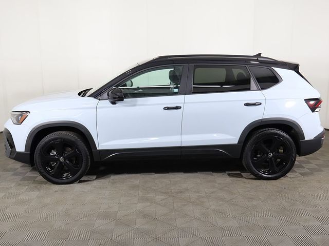 2025 Volkswagen Taos SE Black 4MOTION - 23053910 - 18
