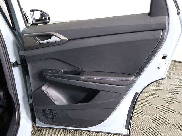2025 Volkswagen Taos SE Black 4MOTION - 23053910 - 27