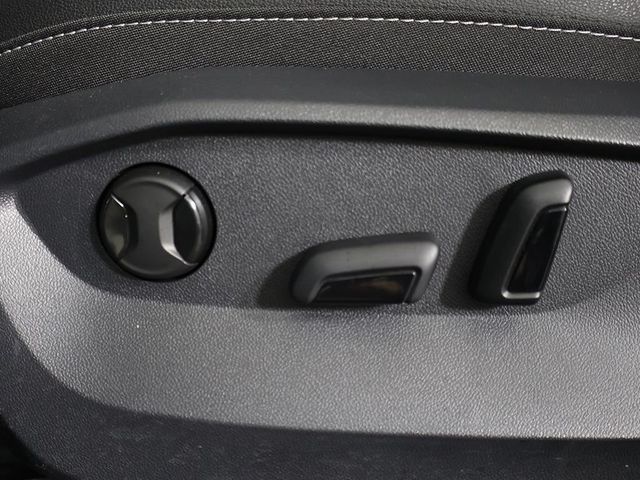 2025 Volkswagen Taos SE Black 4MOTION - 23053910 - 34