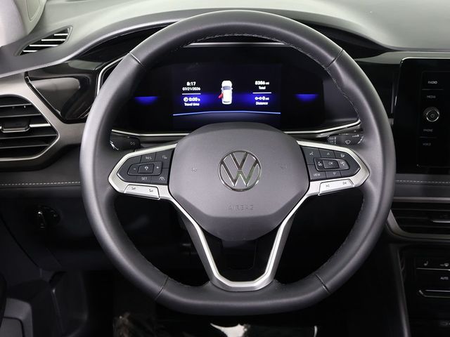 2025 Volkswagen Taos SE Black 4MOTION - 23053910 - 40