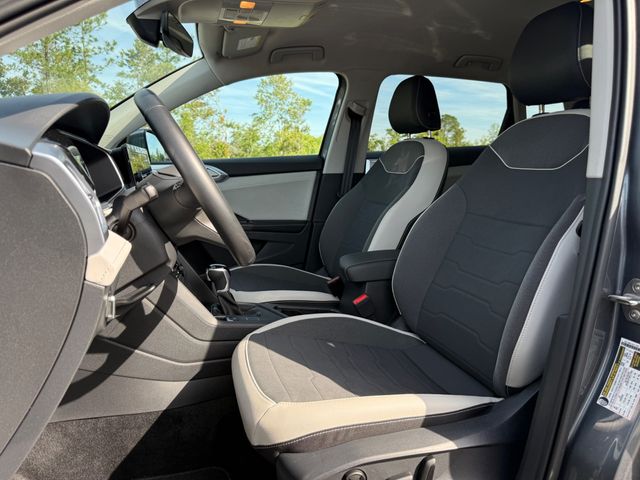2025 Volkswagen Taos SE FWD - 23022218 - 8