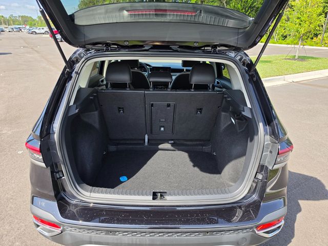 2025 Volkswagen Taos SE FWD - 23022413 - 10