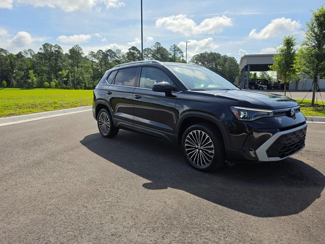 2025 Volkswagen Taos SE FWD - 23022413 - 4