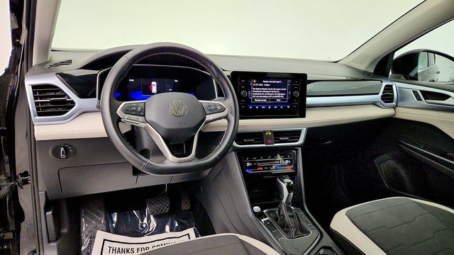 2025 Volkswagen Taos SE FWD - 23087364 - 11
