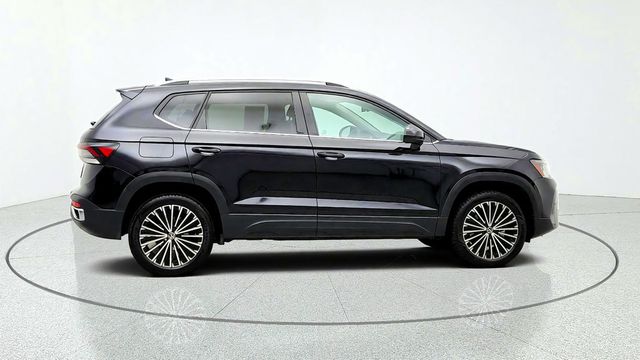 2025 Volkswagen Taos SE FWD - 23087364 - 3