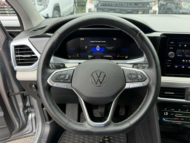 2025 Volkswagen Taos SE FWD - 23060431 - 4