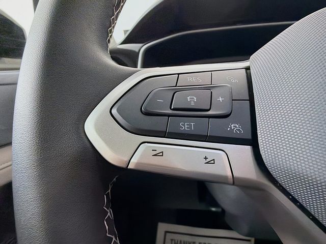 2025 Volkswagen Taos SEL 4MOTION - 22999610 - 10