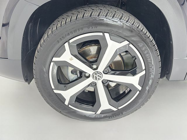 2025 Volkswagen Taos SEL 4MOTION - 22999610 - 32