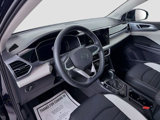 2025 Volkswagen Taos SEL 4MOTION - 22999610 - 8