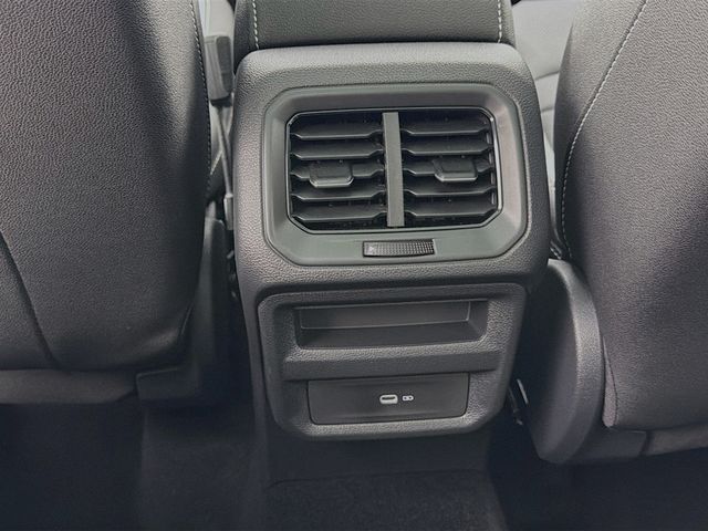 2025 Volkswagen Taos SEL 4MOTION - 23000632 - 26