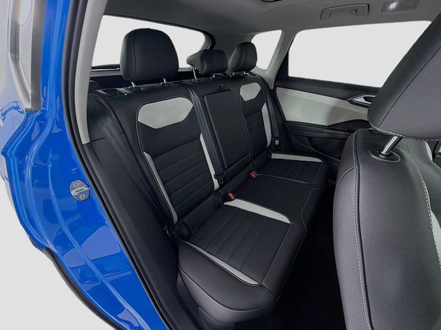 2025 Volkswagen Taos SEL 4MOTION - 23000632 - 28